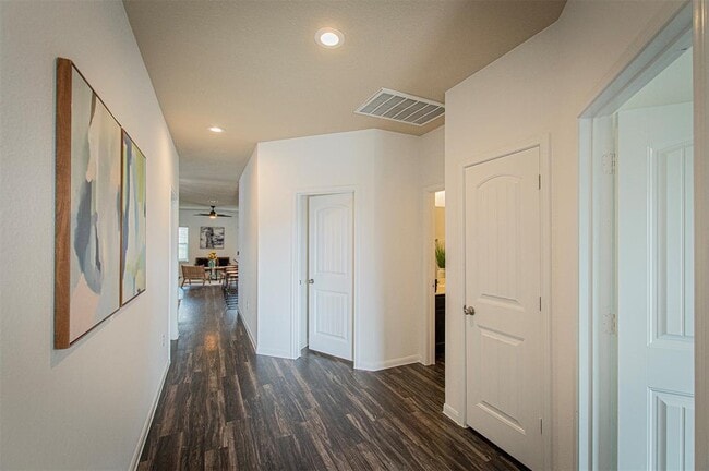 Building Photo - 15108 Diamondleaf Cove