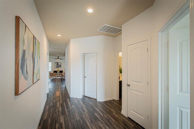Foto del edificio - 15108 Diamondleaf Cove