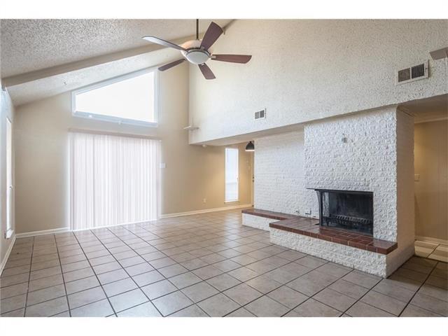 Foto del edificio - 13509 Red Fern Ln