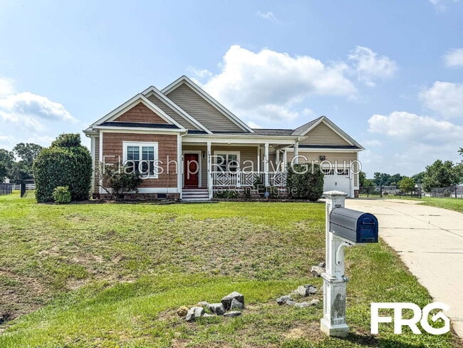 Building Photo - 106 E Stargrass Cir