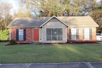 Building Photo - 760 N Burbank Dr