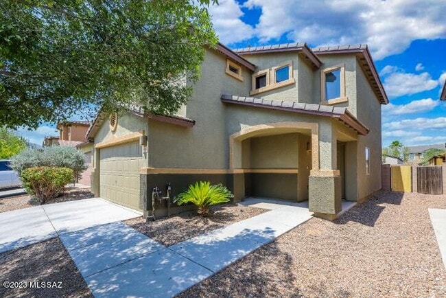 Building Photo - 6560 S Meadow Fescue Dr