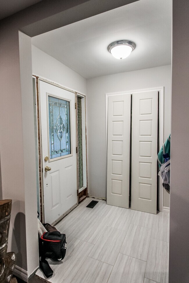 Photo du bâtiment - 668 Highpoint Ave