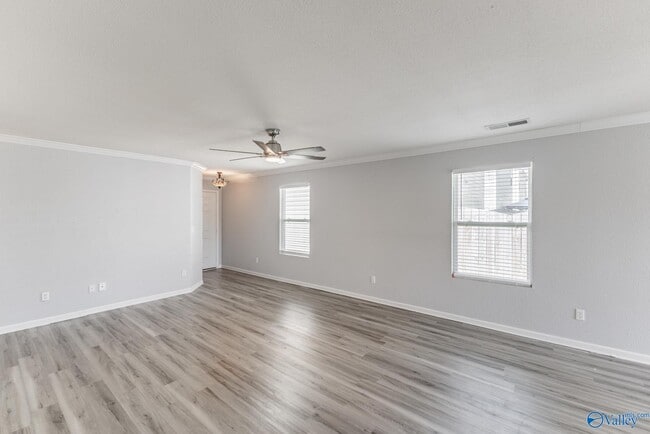 Building Photo - 163 Sedgewick Dr