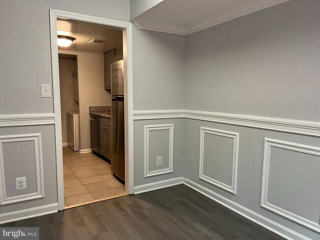 Building Photo - 9880 Hagel Cir