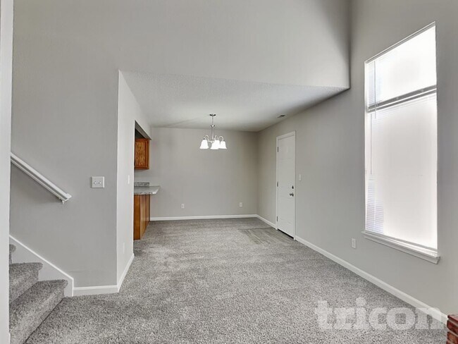 Foto del edificio - 10249 Cadogan Dr