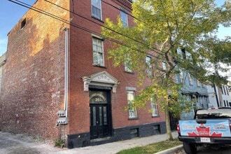 Building Photo - 26 Orange St