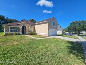 Building Photo - 5891 Green Pond Dr