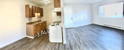 Building Photo - 1805 Parker Cir