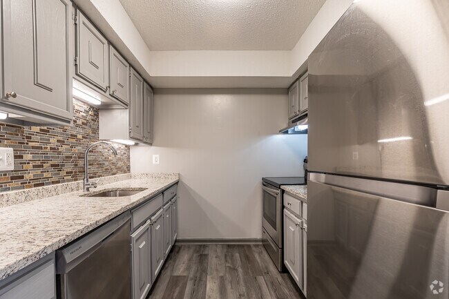 2HAB, 2BA - Cocina - StoneGate Apartments