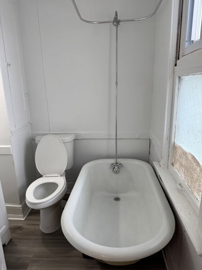 Foto del edificio - 3bd Single Buckeye/Kinsman Cash Pay