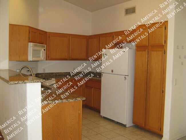 Foto del edificio - 8536 W Dahlia Dr