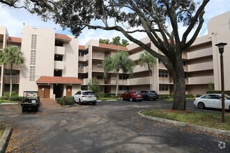 Building Photo - 1811 Sabal Palm Dr