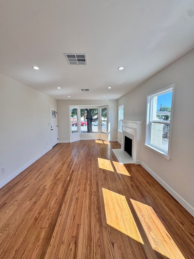 Building Photo - 1317 S Montebello Blvd