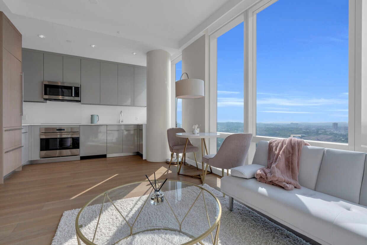 Foto principal - 188 Brookline Ave