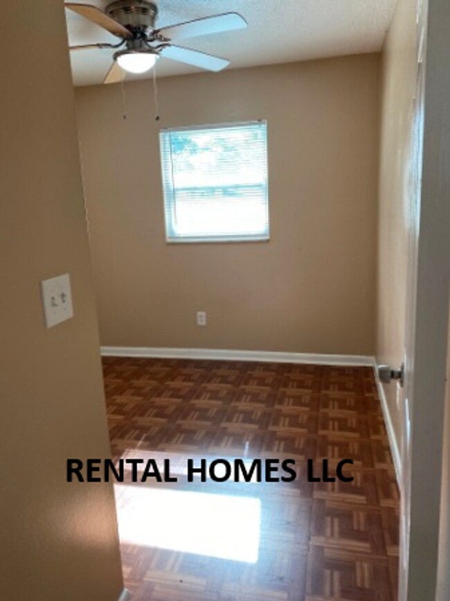 Foto del edificio - Four Bedroom Home, Walking Distance to New Sun Rail, City Hall & Lake Mary Elementary