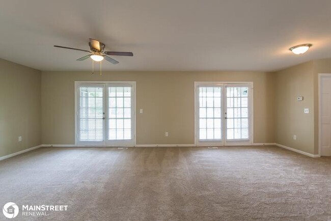 Building Photo - 633 Stone Harbor Pkwy SW, Marietta, GA 30060