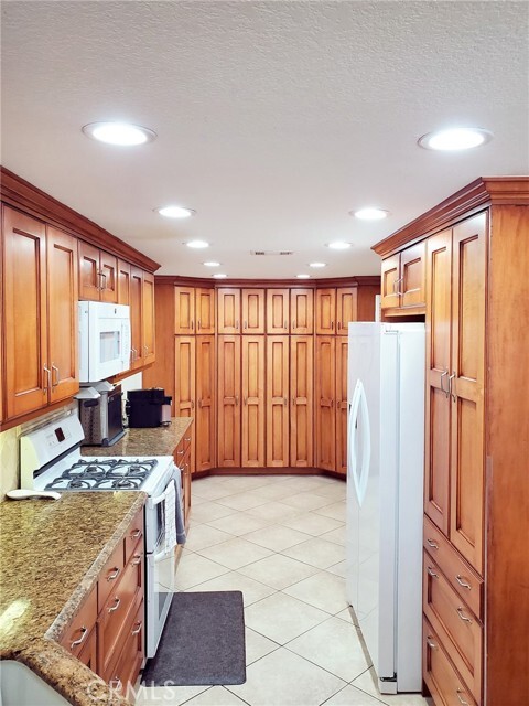 Foto principal - 810 Baker St