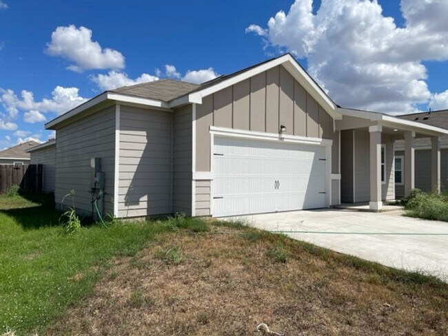 Foto del edificio - Available for a July 2025 Move In-Modern 3...