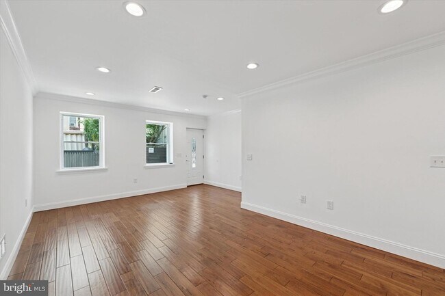Photo - 2630 E Harold St Townhome