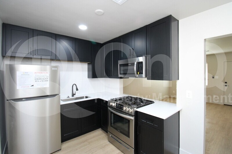 Primary Photo - 2309 N Dayton St