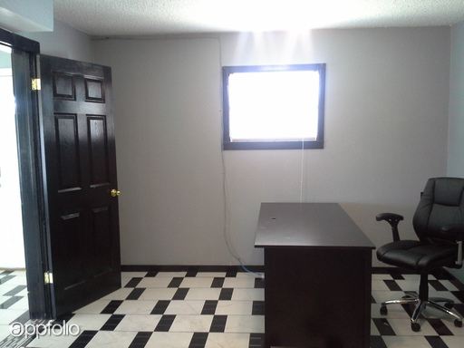 Building Photo - 724 E Tierra Blanca Rd