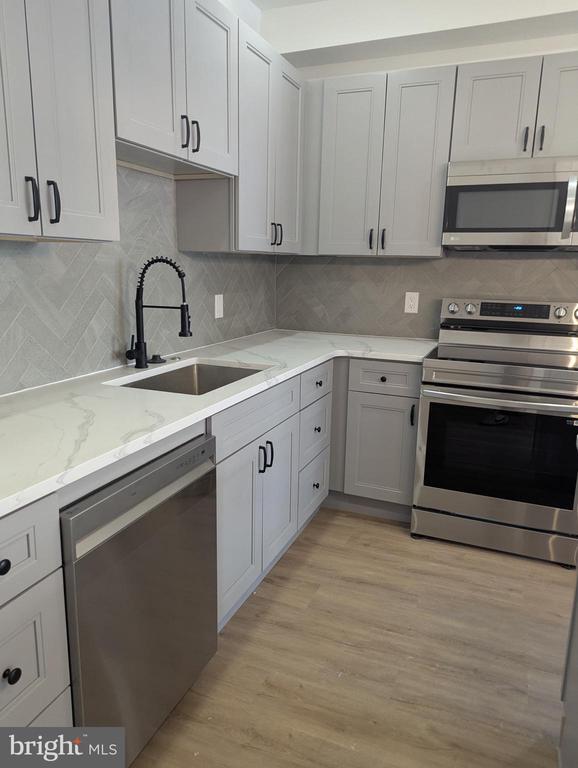 Foto del edificio - 2050 Fairmount Ave