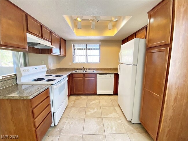 Foto del edificio - 7200 W Pirates Cove Rd