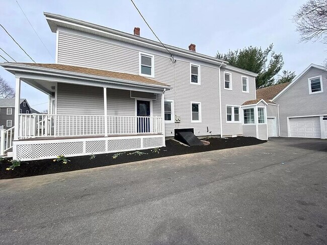 Foto del edificio - 10 Merrill St