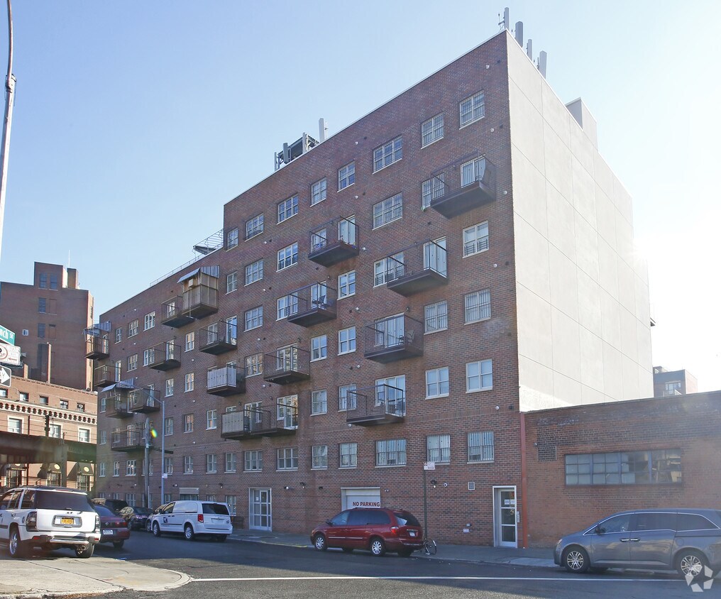 246 Lynch St. - 246 Lynch St