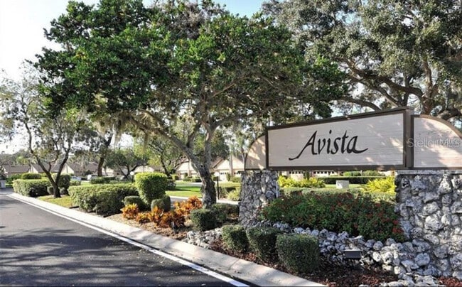 Building Photo - 5779 Avista Dr