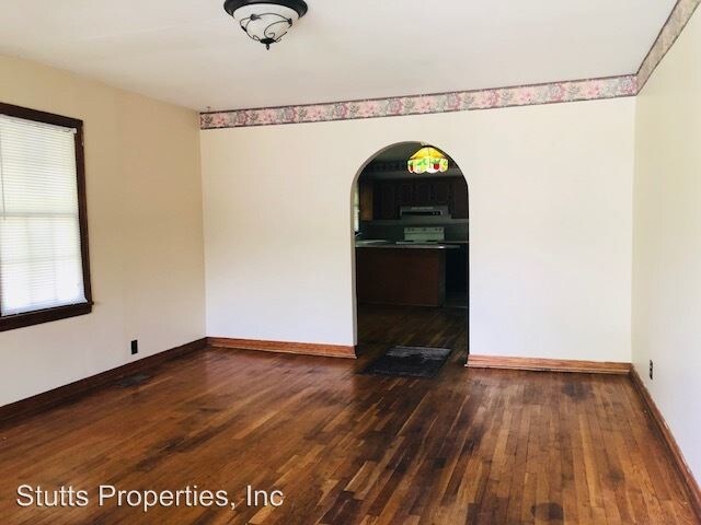 Building Photo - 3 br, 1 bath House - 163 Nance St.