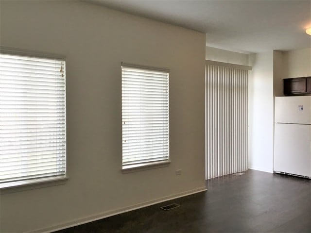 Building Photo - 4105 Dillon St