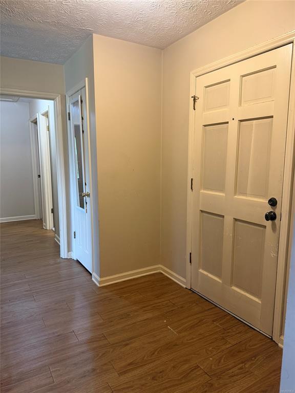 Foto del edificio - 803 Summer Ln