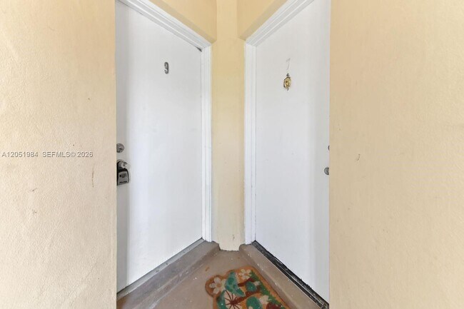 Building Photo - 10789 N Military Trl