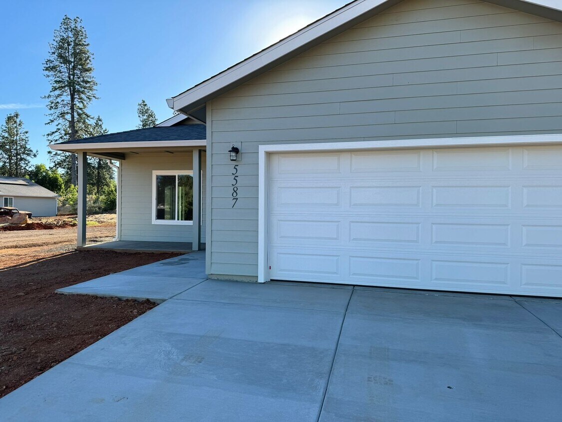 Primary Photo - Brand New, Great Two Bedroom Home on The R...