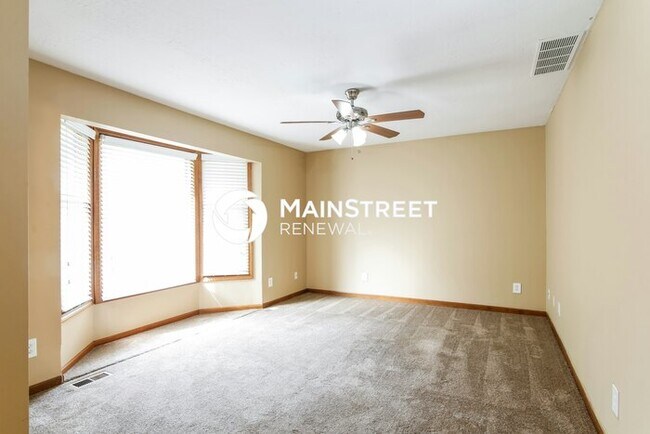 Building Photo - 3 Bedroom Pet-Friendly Home in Olathe, KS ...