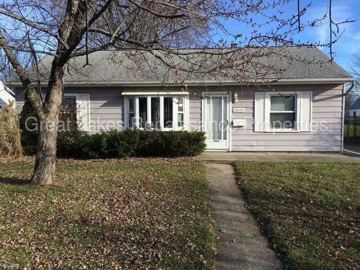 Primary Photo - 26620 Woodmont St