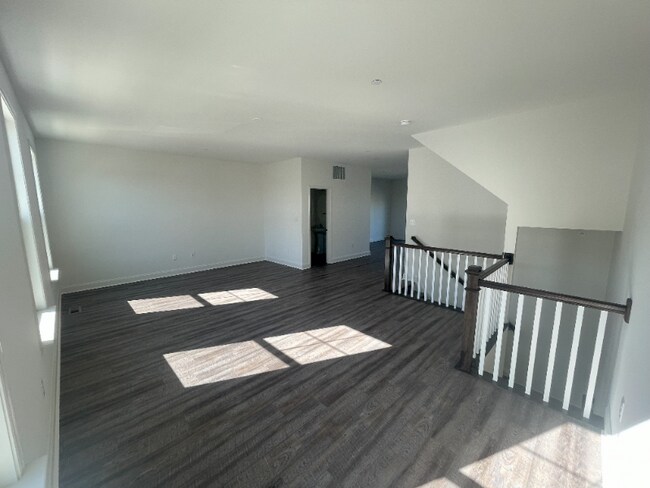 Foto del edificio - 235 Jessica Lyn Ave