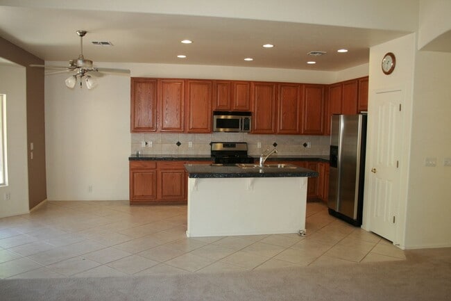 Foto del edificio - 4302 N Sunset Cliff Dr