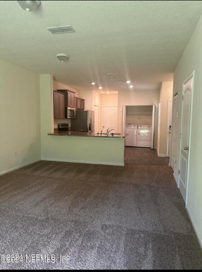 Foto del edificio - 7945 Echo Springs Rd