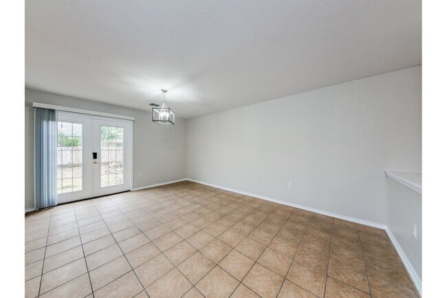 Building Photo - 6022 Plumbago Pl