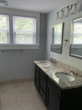 Building Photo - 221 N 8th St