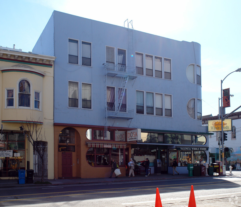 Building Photo - 991 Valencia St