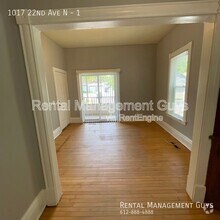 Building Photo - 1017 N 22nd Ave