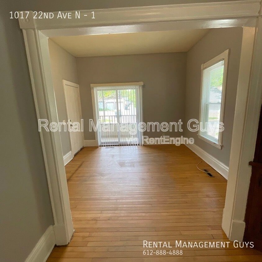 Primary Photo - 1017 N 22nd Ave
