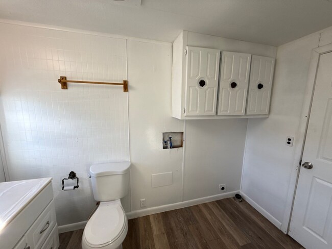 Foto del edificio - 214 Old Hwy Rd