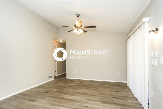 Foto del edificio - 3 Bedroom Pet-Friendly Home in ENGLEWOOD, FL with Main Street Renewal