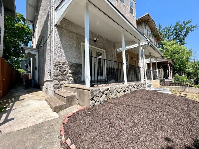 Foto del edificio - 412 N 32nd St