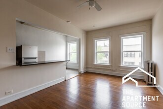 Building Photo - 2712 N Milwaukee Ave